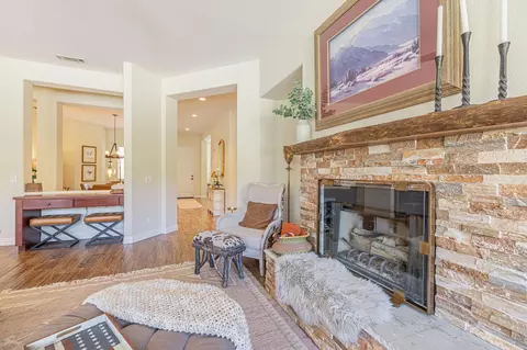 Living - 2315 Malia Ct, Acton, CA 93510 photo 4 of 4