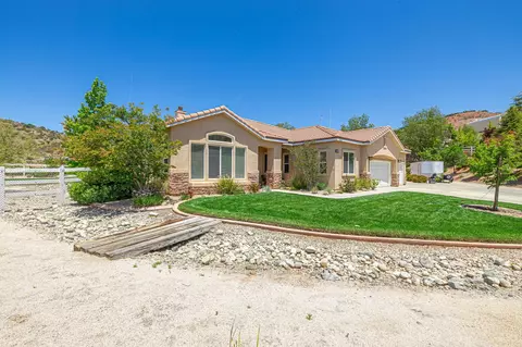 Exterior - 2315 Malia Ct, Acton, CA 93510 photo 4 of 15