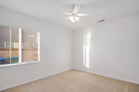 Bedroom - 44520 Chaparral Dr, Lancaster, CA 93536 photo 1 of 6