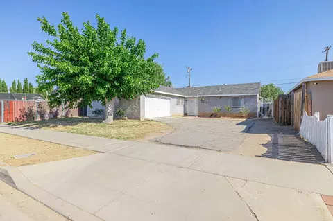 3308 Ave Q E, Palmdale, CA 93550