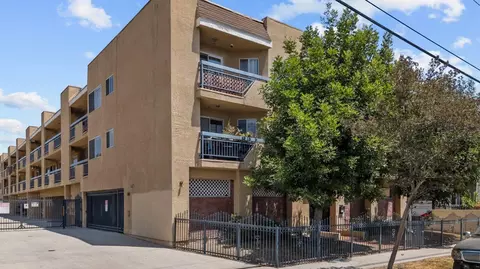 9014 Burnet Ave # 9, North Hills, CA 91343