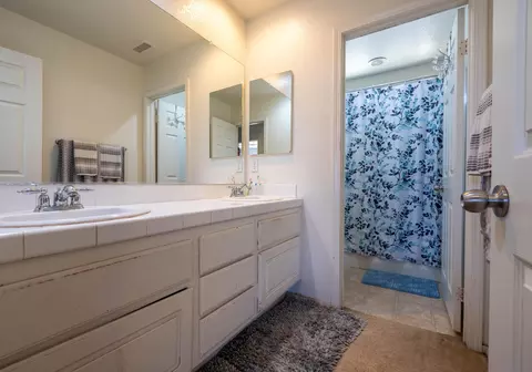 43913 Freer Way, Lancaster, CA 93536 photo 16