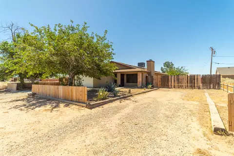 9640 Peach Ave, California City, CA 93505