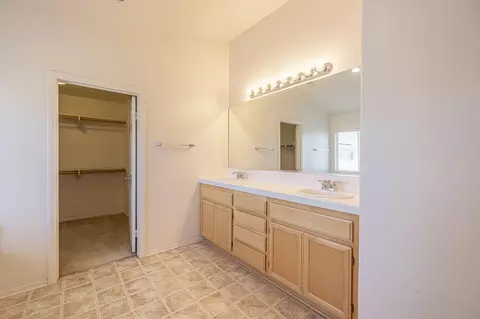 43321 Harbor St, Lancaster, CA 93536 photo 13