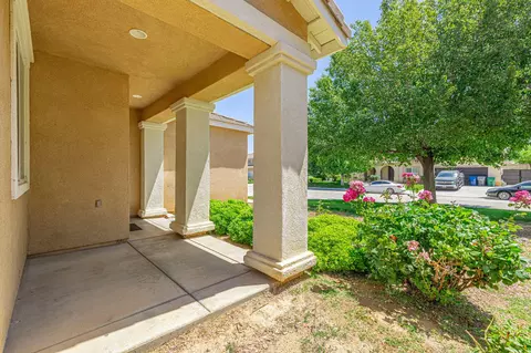 43321 Harbor St, Lancaster, CA 93536 photo 9