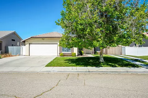 37623 Giavon St, Palmdale, CA 93552