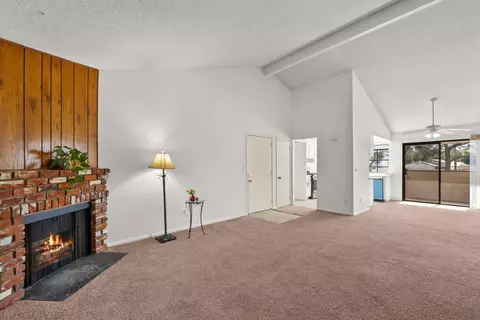 Living - 44412 15th St E #5, Lancaster, CA 93535 photo 3 of 4