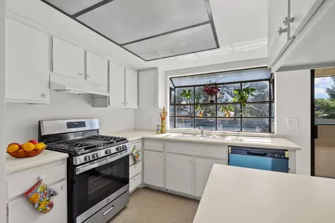 Kitchen - 44412 15th St E #5, Lancaster, CA 93535 photo 1 of 3
