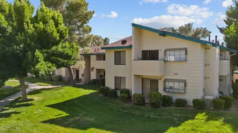 Other - 44412 15th St E #5, Lancaster, CA 93535 photo 2 of 3