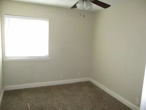 Bedroom - 1028 Veronica Dr, Paso Robles, CA 93446 photo 7 of 8