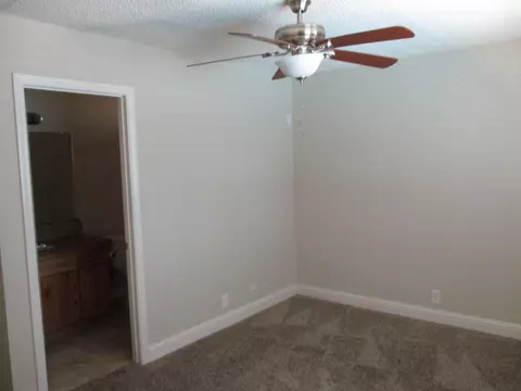 Bedroom - 1028 Veronica Dr, Paso Robles, CA 93446 photo 2 of 8