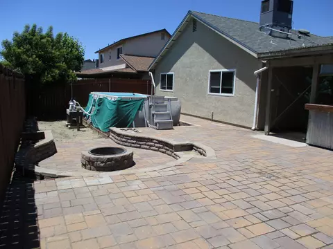 Exterior - 1028 Veronica Dr, Paso Robles, CA 93446 photo 12 of 16