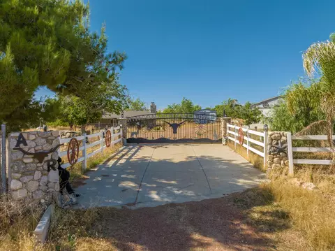 33805 Mcennery Canyon Rd, Acton, CA 93510