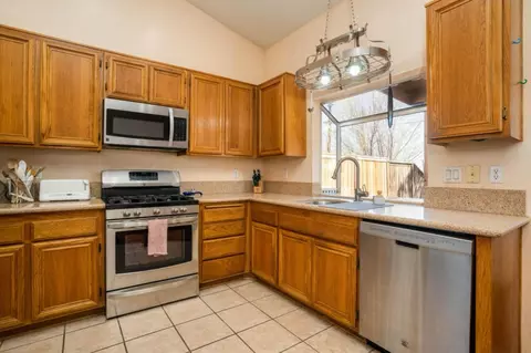 Kitchen - 38780 Juniper Tree Rd, Palmdale, CA 93551 photo 3 of 3