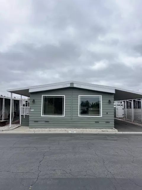 300 Rampart St N #149, Orange, CA 92865