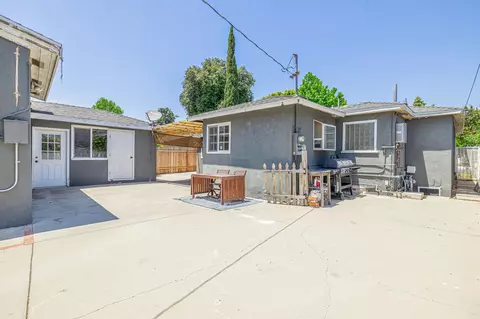 1002 Palm Ave W, Burbank, CA 91506 photo 23