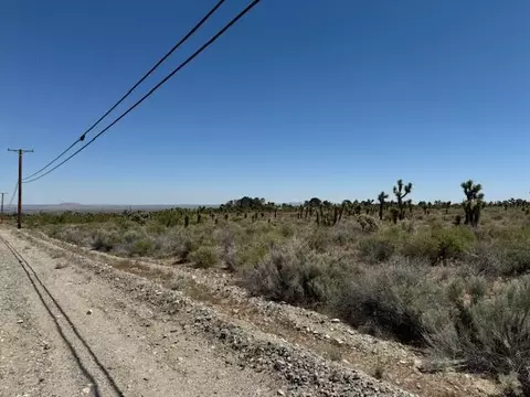 165 Th St E And Ave X8, Llano, CA 93544 photo 3