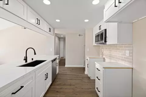 44251 Watford Ave, Lancaster, CA 93535 photo 6