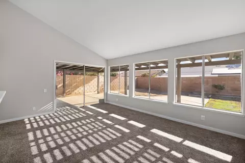 44251 Watford Ave, Lancaster, CA 93535 photo 11