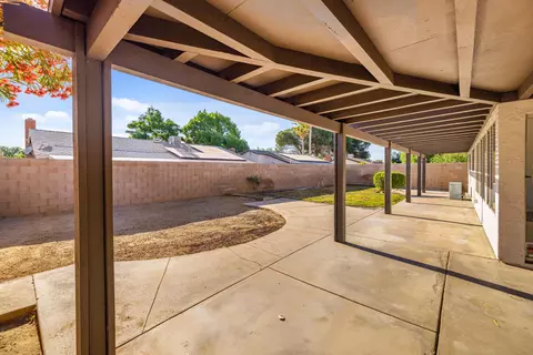 44251 Watford Ave, Lancaster, CA 93535 photo 25