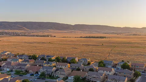 View/Area - 6043 Ryans Pl, Lancaster, CA 93536 photo 6 of 8