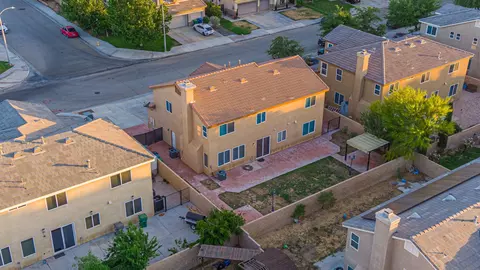 View/Area - 6043 Ryans Pl, Lancaster, CA 93536 photo 3 of 8