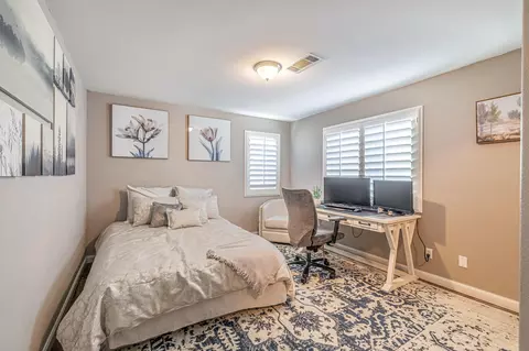 Bedroom - 6043 Ryans Pl, Lancaster, CA 93536 photo 1 of 3