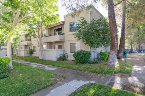 2825 Avenue K12 W #206, Lancaster, CA 93536