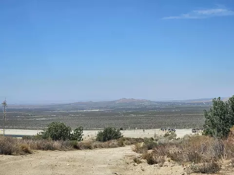 P Werner Way Vic 140th St E, Valyermo, CA 93563 photo 4