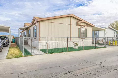 45465 25th St E #287, Lancaster, CA 93535