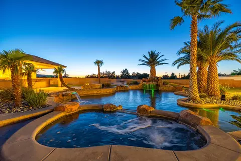 40235 18th St W, Palmdale, CA 93551
