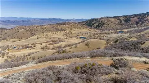 0 St Moritz Pl, Tehachapi, CA 93561 photo 12