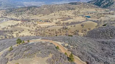 0 St Moritz Pl, Tehachapi, CA 93561 photo 11