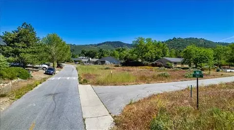 Basil Place, Tehachapi, CA 93561 photo 8