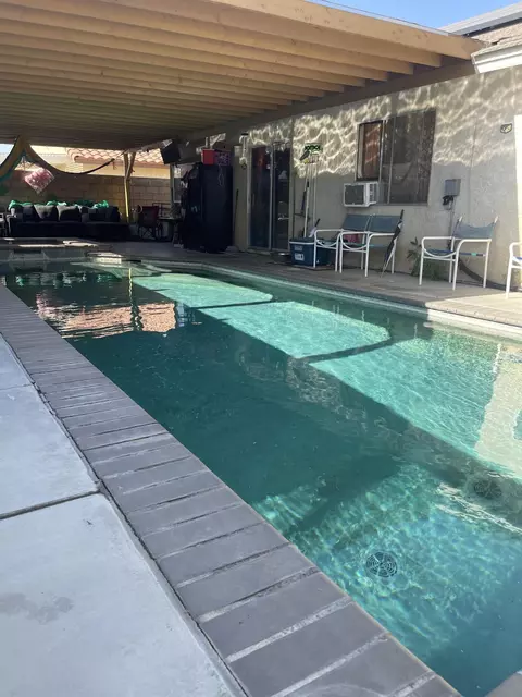 Exterior - 43913 Delgado Ct, Lancaster, CA 93535 photo 7 of 9