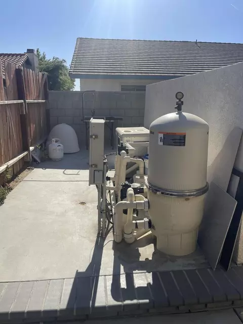 Exterior - 43913 Delgado Ct, Lancaster, CA 93535 photo 9 of 9