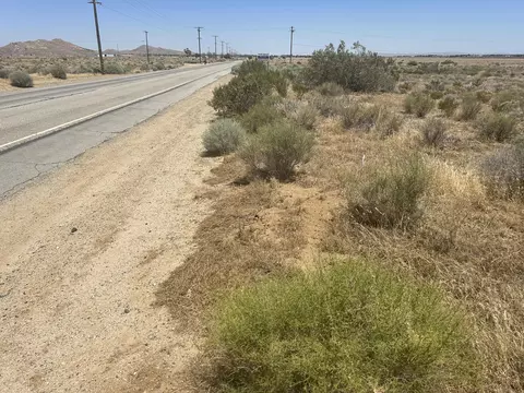 Rosamond Blvd, Mojave, CA 93501 photo 12