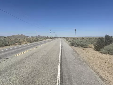 Rosamond Blvd, Mojave, CA 93501 photo 10