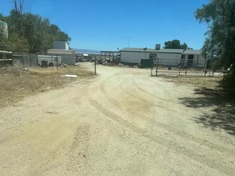 Rosamond Blvd, Mojave, CA 93501 photo 13