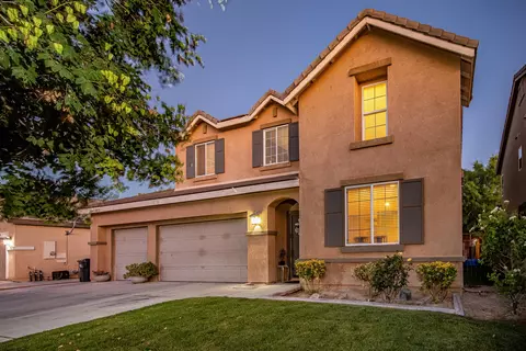 3036 Lumber St W, Lancaster, CA 93536