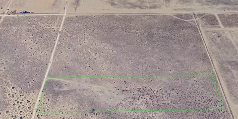 30 Th St So Denise Ave, Mojave, CA 93501
