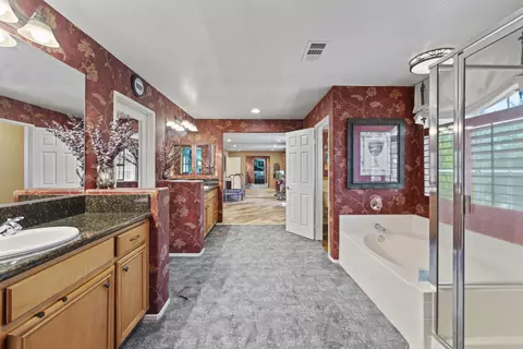 Entry Way - 37809 Nova Ave, Palmdale, CA 93552 photo 4 of 7