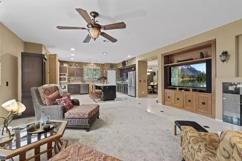 Living - 37809 Nova Ave, Palmdale, CA 93552 photo 3 of 5