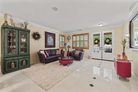 Entry Way - 37809 Nova Ave, Palmdale, CA 93552 photo 2 of 7
