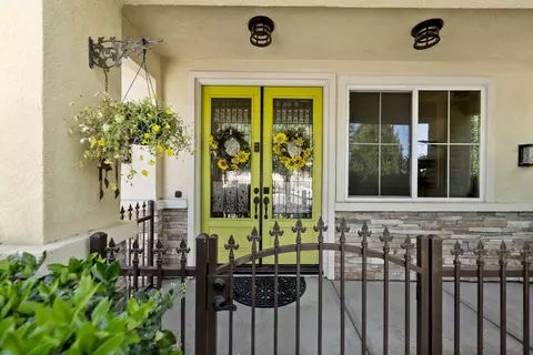Entry Way - 37809 Nova Ave, Palmdale, CA 93552 photo 1 of 7