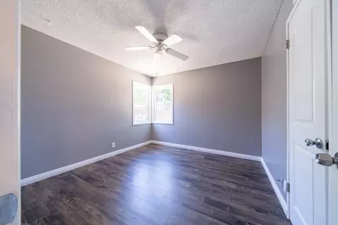 Bedroom - 45309 Andale Ave, Lancaster, CA 93535 photo 6 of 7