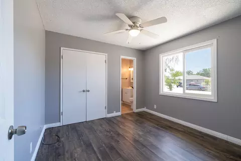 Bedroom - 45309 Andale Ave, Lancaster, CA 93535 photo 1 of 7