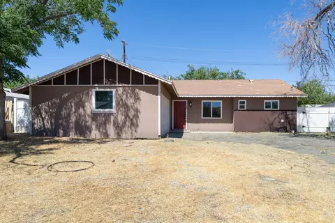 Exterior - 45309 Andale Ave, Lancaster, CA 93535 photo 5 of 5