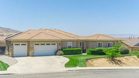 41655 Zinfandel Dr, Palmdale, CA 93551