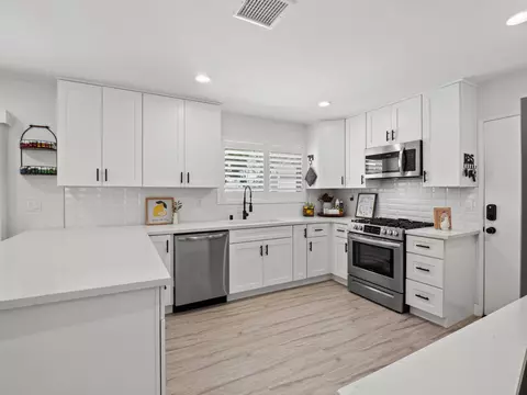 31535 Indian Oak Rd, Acton, CA 93510